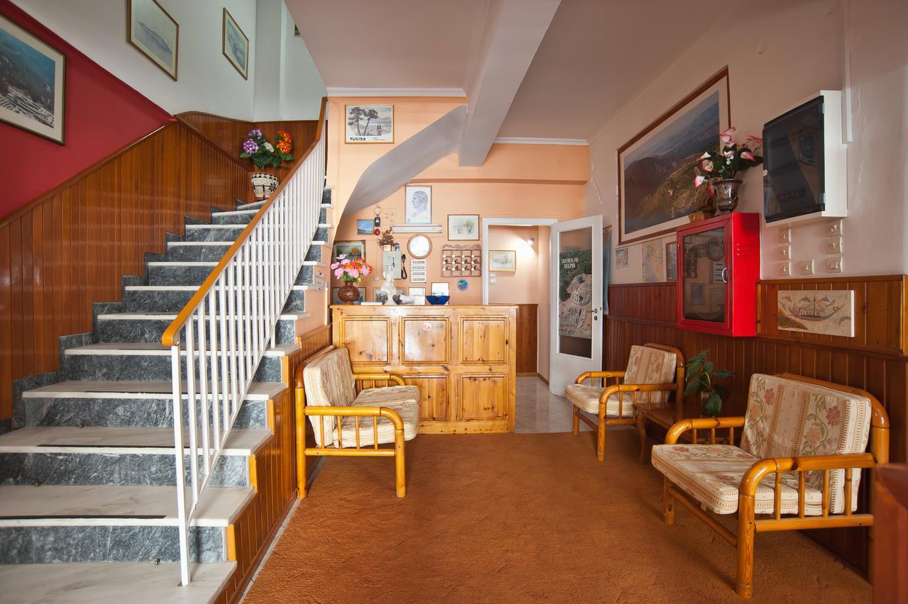 Athina Hotel